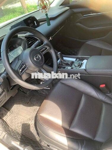 Mazda 3 Luxury 2024 Trắng 27000 km