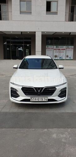 VinFast Lux A2.0 Premium 2019 Trắng 68000km