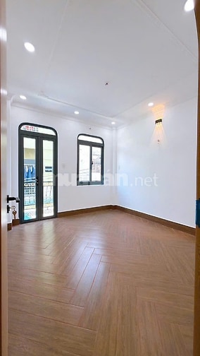 CHÍNH CHỦ CẦN BÁN NHÀ MỚI XÂY HẺM XE HƠI ĐƯỜNG ĐOÀN VĂN BƠ QUẬN 4.