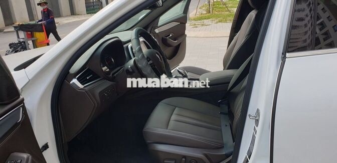 VinFast Lux A2.0 Premium 2019 Trắng 68000km