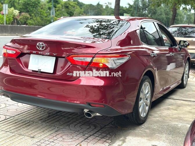 Toyota Camry 2.0 G 2020 Đỏ 8.000 km