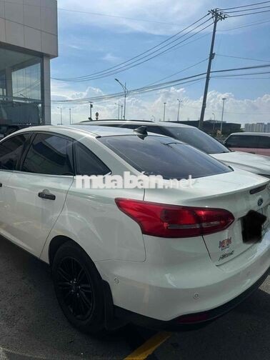 Ford Focus Titanium 2018 bản full chính chủ bán