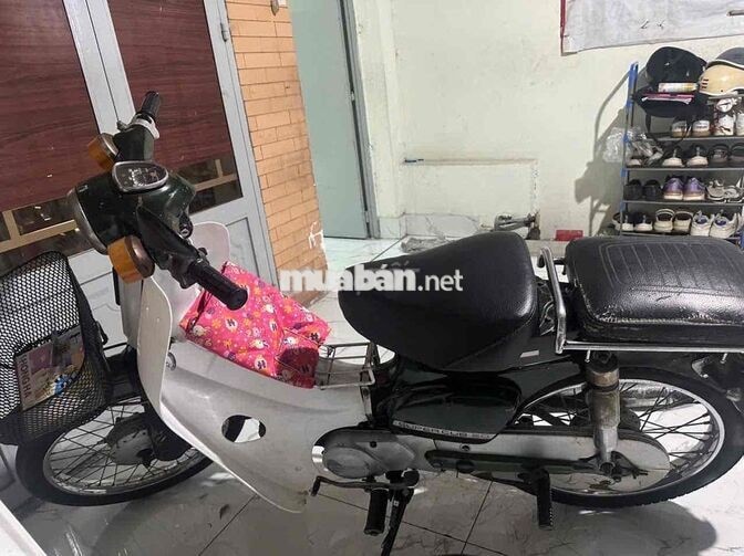 Honda Super Cub Xanh trắng