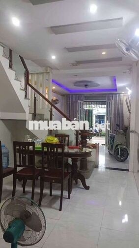 nhà 4x22 . gần ngã tư quang thắng