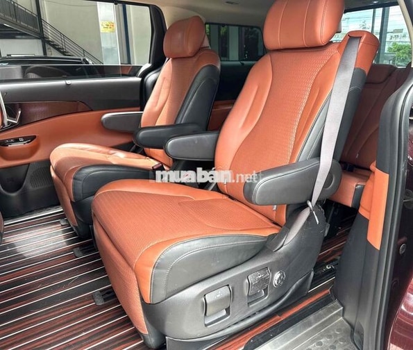 Kia Carnival Signature 2.2D Full 2023 Đỏ
