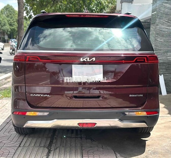 Kia Carnival Signature 2.2D Full 2023 Đỏ