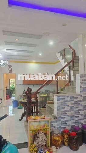 nhà 4x22 . gần ngã tư quang thắng