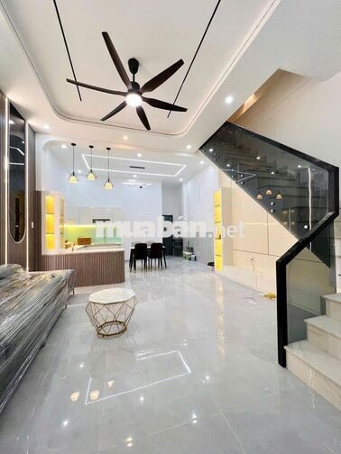ÔNG ANH LÀM KỸ SƯ XÂY NHÀ ĐỂ Ở GIỜ CHUYỂN CÔNG TÁC ĐI TỈNH CẦN BÁN LẠI