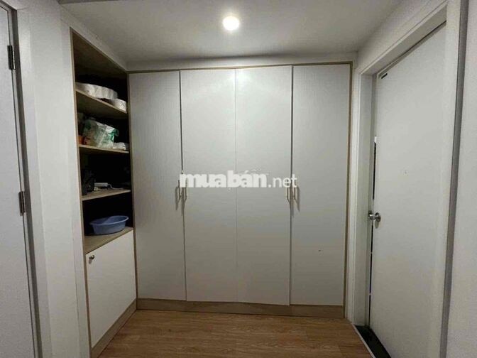 Căn hộ 2PN có ban công riêng biệt, full nội thất, rộng nhất Topaz Twin