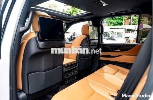 Xe Lexus LX 600 Urban 2023 - 6 Tỷ 900 Triệu