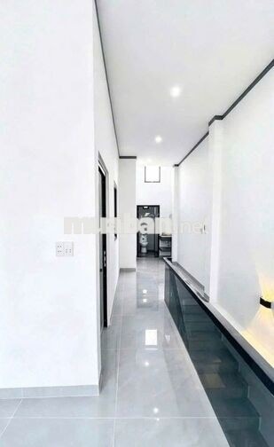 ÔNG ANH LÀM KỸ SƯ XÂY NHÀ ĐỂ Ở GIỜ CHUYỂN CÔNG TÁC ĐI TỈNH CẦN BÁN LẠI