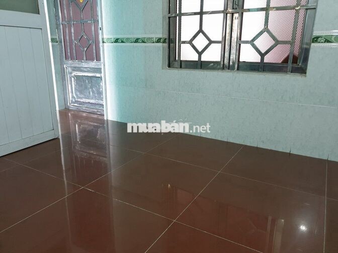 Phòng đúc, có nội thất, giờ giấc tự do
