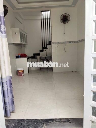 Cho thuê nhà hẻm 200 Lê Văn Lương, F Tân Hưng, 2 phòng ngủ, 1 máy lạnh