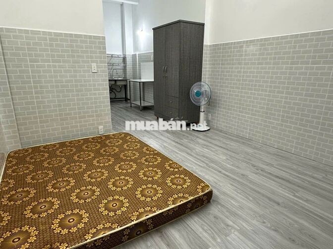 Phòng PVTrị BThạnh, tầng trệt, rộng, full nội thất