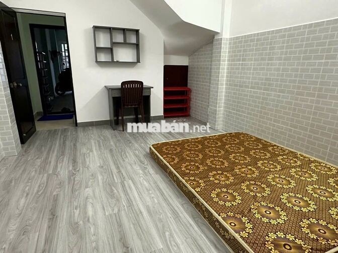 Phòng PVTrị BThạnh, tầng trệt, rộng, full nội thất
