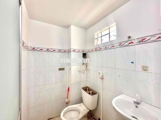 GIẢM NGAY 500k CHO AI CHỐT PHÒNG NGAY KTX KHU B CHỈ 3tr5 Ở 4 NG VÔ TƯ