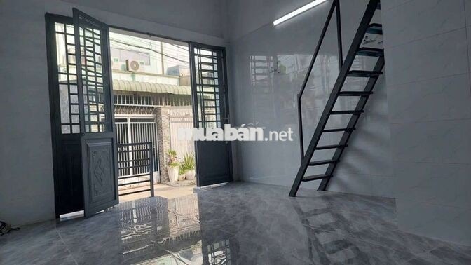 Nhà mới rộng thoáng mát sạch đẹp an ninh 