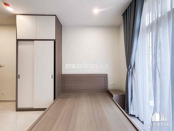 Studio ban công cách Lotte Mart 5p đi xe và tiện qua Sc Vivo