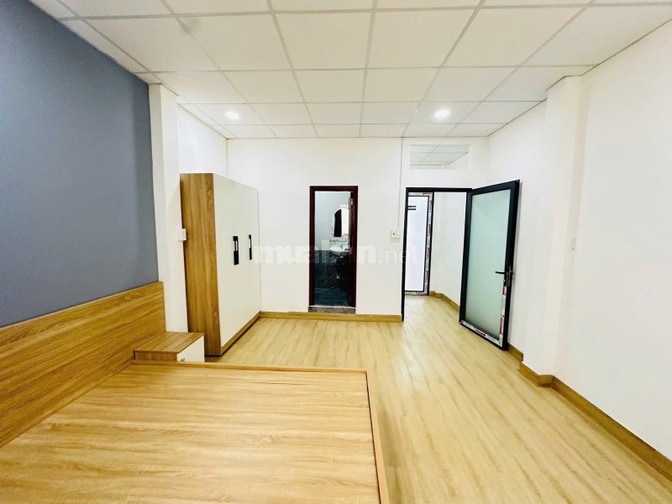 Nhà Mặt tiền kinh doanh sầm uất 4 Lầu Nguyễn Hồng Đào, P14, Q.Tân Bình