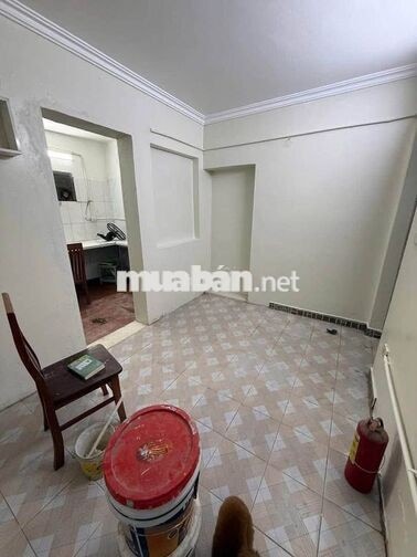 Chính chủ cho thuê nhà Bồ Đề, gần bv Tâm Anh - 2 phòng ngủ. Giá 6tr