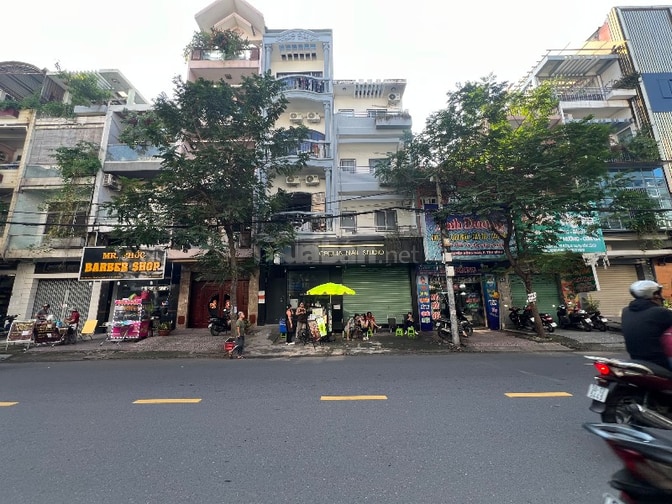 Nhà Mặt tiền kinh doanh sầm uất 4 Lầu Nguyễn Hồng Đào, P14, Q.Tân Bình