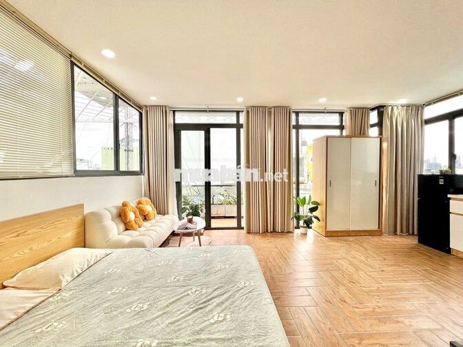 Phòng ban công tại Quận 7 giá từ 7,Xtr