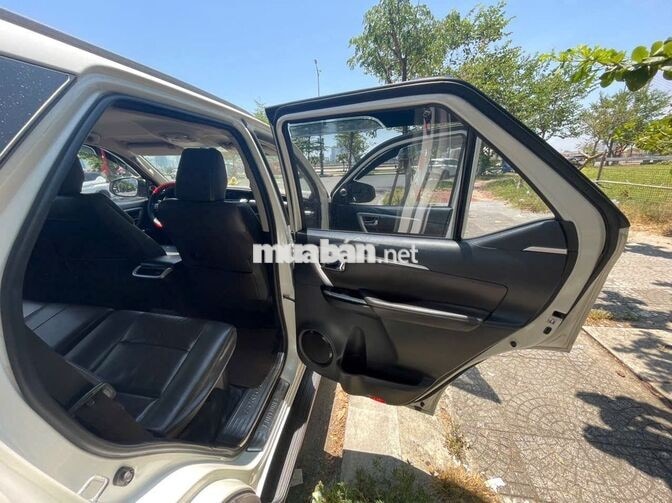 Toyota Fortuner 2019 SUV Trắng