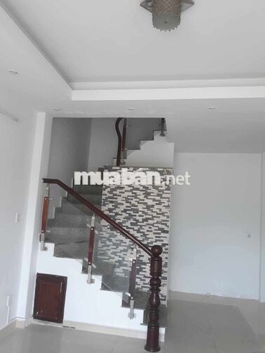 Nhà MT Phạm Văn Đồng (P. Hiệp Bình) cho thuê