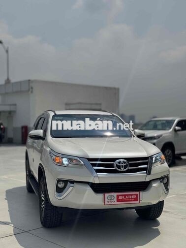 Toyota Fortuner 2.7V 1 Cầu 2018 Trắng