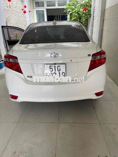 Toyota Vios Trắng Tự động