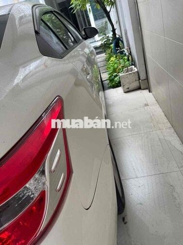Toyota Vios Trắng Tự động