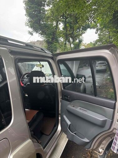 Ford Everest 2014 Bạc