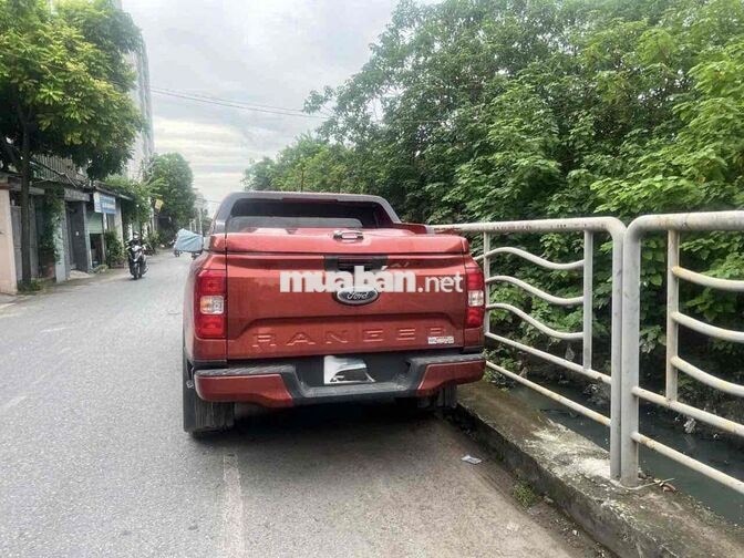 Ford Ranger XLS Đỏ