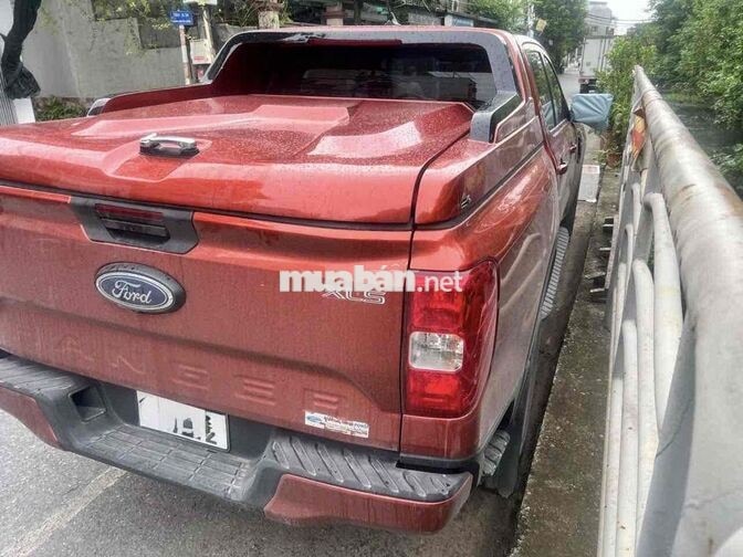 Ford Ranger XLS Đỏ