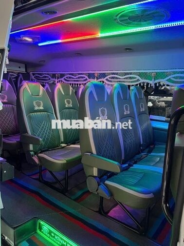Ford Transit 2023 Trắng 16 chỗ