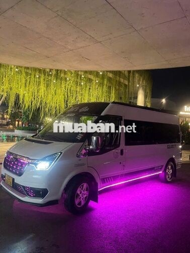 Ford Transit 2023 Trắng 16 chỗ