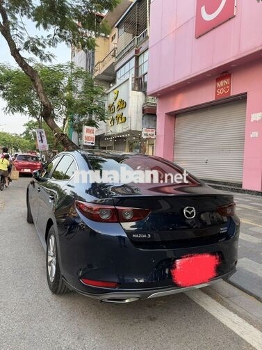 Mazda Mazda 3 Luxury 2022 Xanh đen