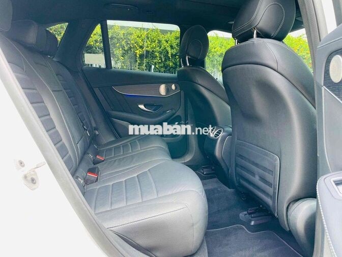 Mercedes-Benz GLC300 4MATIC V1 2022 Trắng