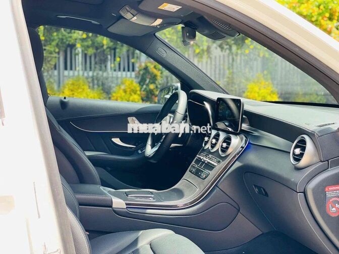 Mercedes-Benz GLC300 4MATIC V1 2022 Trắng