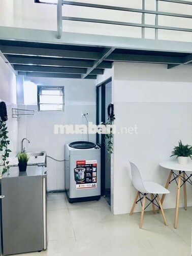 Phòng cho thuê dtsd 18m2 ngay chân cầu Tham Lương Trường Chinh
