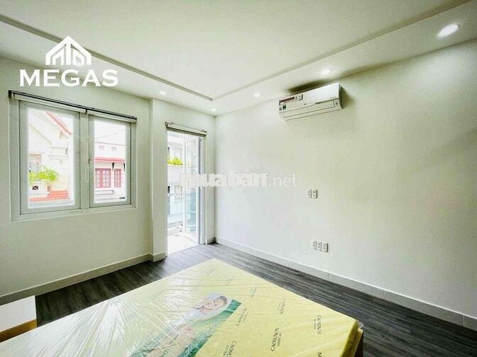 1 PHÒNG NGỦ BAN CÔNG TÁCH BẾP BAN CÔNG CỬA SỔ SIÊU THOÁNG NGAY CẦU 3/2