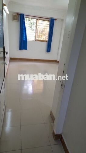 Phòng trọ đường Đồng Nai Phường Hòa Hưng (Quận 10 cũ), giá 2,8 triệu,