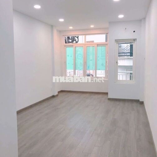 Cho thuê nhà nguyên căn.Đường Trần Quang Khải. Phường Tân Định. Quận 1