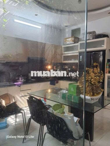 Bán Nhà 4 lầu Mặt Tiền Đường Phú Thuận Quận 7, Dt 5x20m Giá 13.5 tỷ