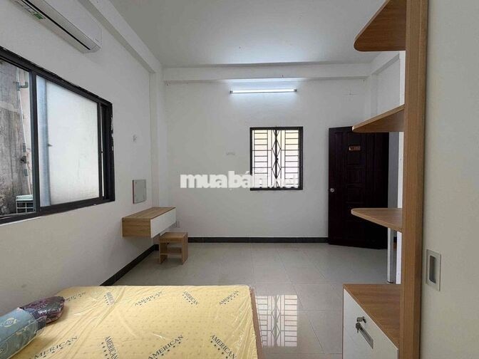 Cho Thuê Căn Hộ Cửa Sổ Full NT Có Tủ Lạnh Nhà Mới Ngay Cầu Vượt 3/2