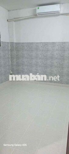 Cho thuê tầng 1 CC Sơn Kỳ DT56m 7tr3 2PN 1WC