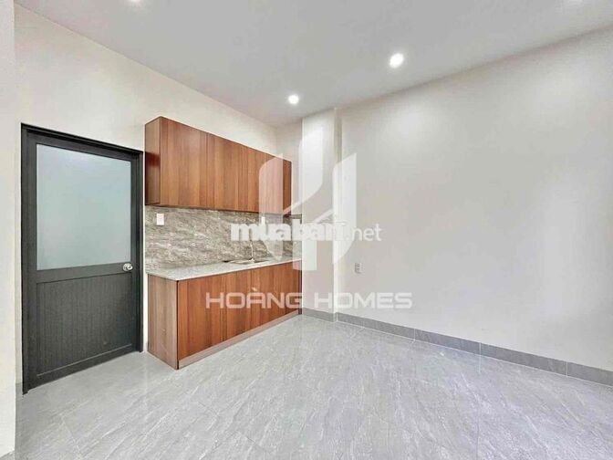 STUDIO BAN CÔNG 40m2 NGAY CAO THẮNG QUẬN 3