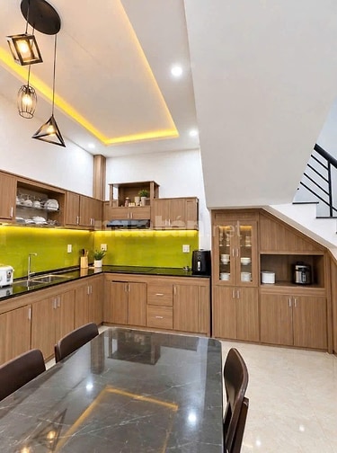 CHỦ CẦN TIỀN BÁN NHANH NHÀ NGUYỄN VĂN TỴ, HÒA XUÂN, CHỈ 4,x TỶ