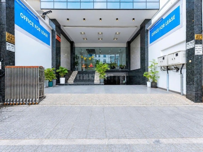 Bán toà nhà văn phòng 427 Trường Chinh. DT 605m2, sàn 3600m2