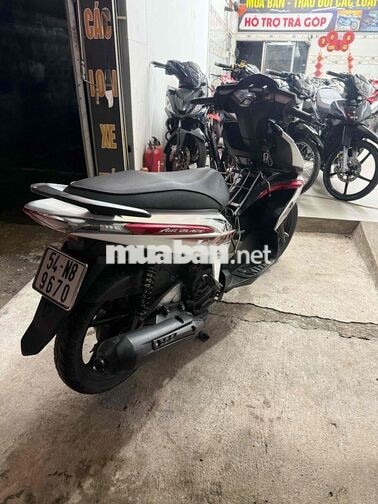 Honda Air Blade Trắng đen đỏ
